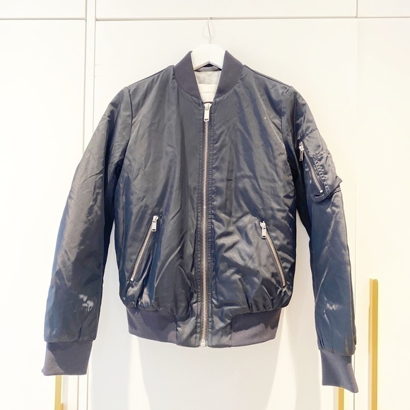 𝅺aritzia Babaton Gillian Bomber - Picture 6 of 14